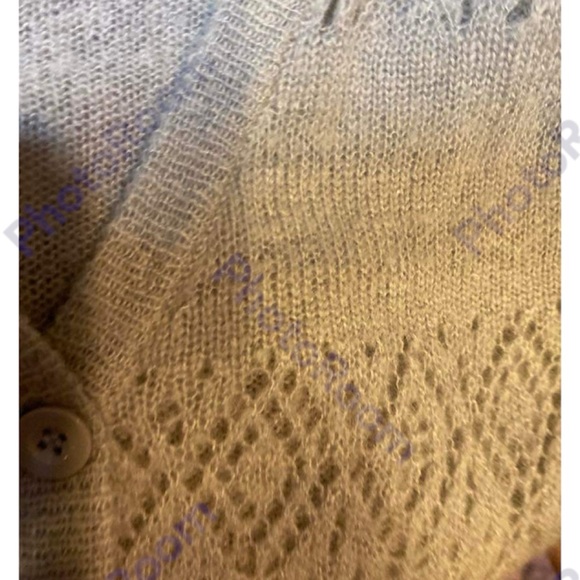 NWOT Kirra V-Neck Button Down Long Sleeve Sweater Size Small - Picture 2 of 3